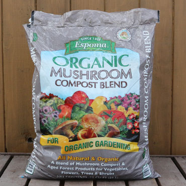 bag_espoma_mushroomCompost_5L9A9344